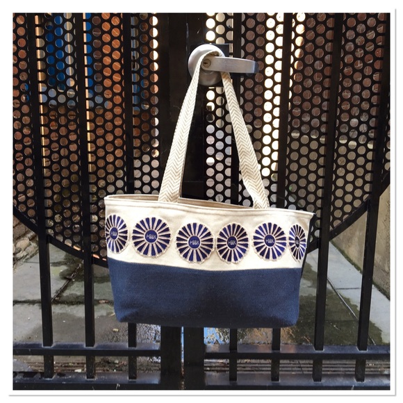 HBBK Cruise and Resort Luxury Vegan Tote - Picture 2 of 8